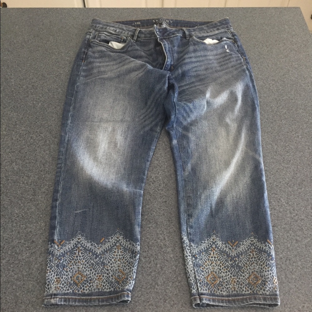 WHBM cropped decorative jeans